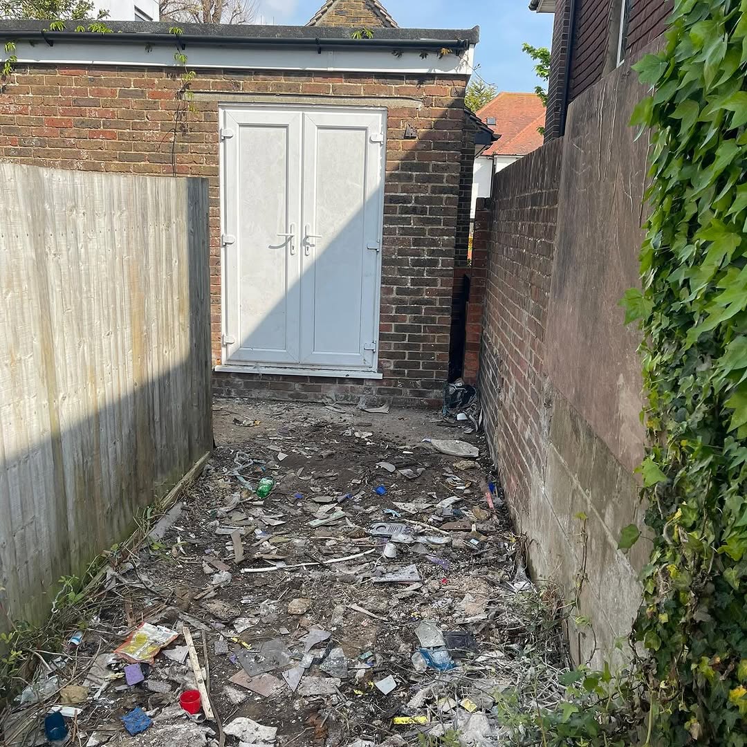 Rubbish loaded and cleared in Brighton